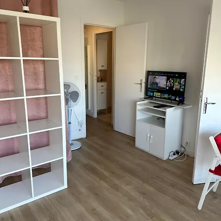 Lägenhet 10 Minutes Walk From The Beautiful Eiffel Tower Paris