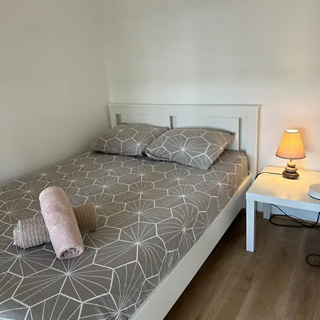 10 Minutes Walk From The Beautiful Eiffel Tower * Париж