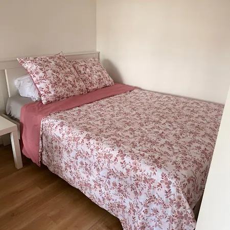 10 Minutes Walk From The Beautiful Eiffel Tower Апартаменты